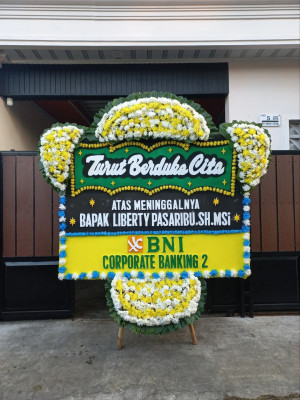 Papan Bunga Duka di Kubang Utara Sikabu