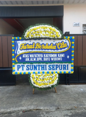 Papan Bunga Duka di Kubang Utara Sikabu